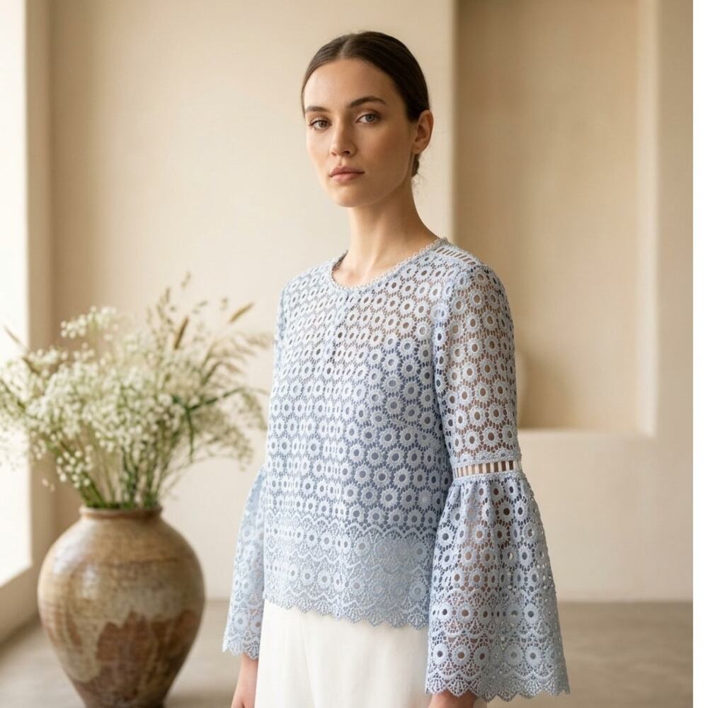 J Crew Top Womens M Periwinkle Blue Daisylace Bell Sleeve Blouse Camisole